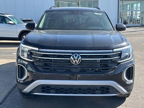 New 2026 Volkswagen Atlas Peak Edition AWD/4WD image 5