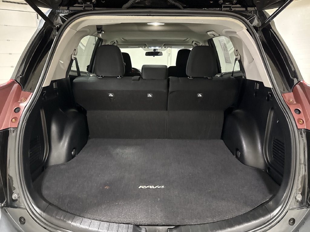 Used 2014 Toyota RAV4 XLE AWD/4WD image 24