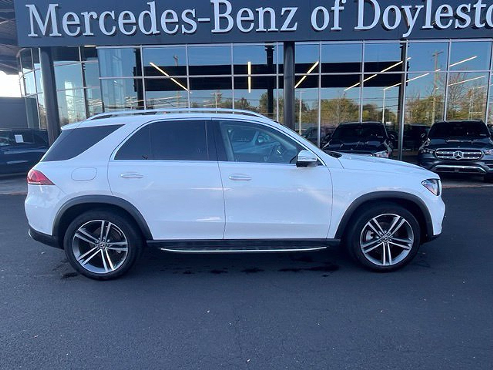 Used 2020 Mercedes-Benz GLE 350 4MATIC image 9