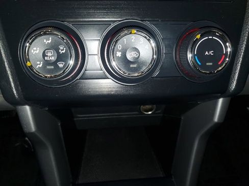 Used 2014 Subaru Forester 2.5i Premium w/ All-Weather Package image 19