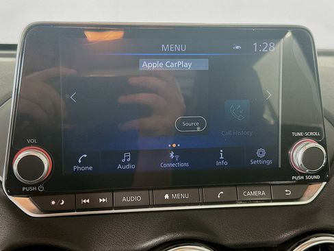 Used 2022 Nissan Sentra SR w/ SR Premium Package FWD image 19
