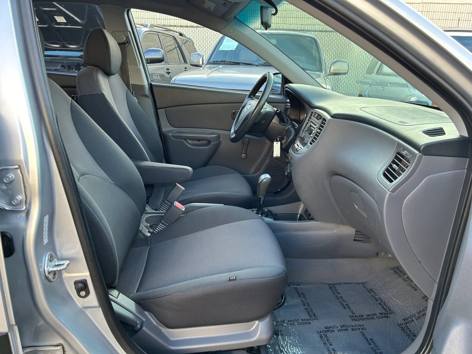 Used 2008 Kia Rio LX FWD image 24