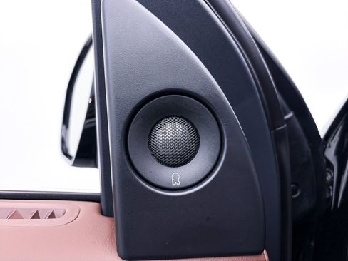 Used 2025 Lincoln Navigator Reserve AWD/4WD image 21