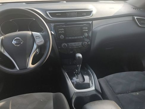 Used 2016 Nissan Rogue S AWD/4WD image 7
