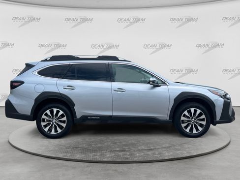 Used 2024 Subaru Outback Touring XT AWD/4WD image 8