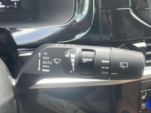 Used 2025 Nissan Pathfinder Platinum w/ Cargo Package AWD/4WD image 31