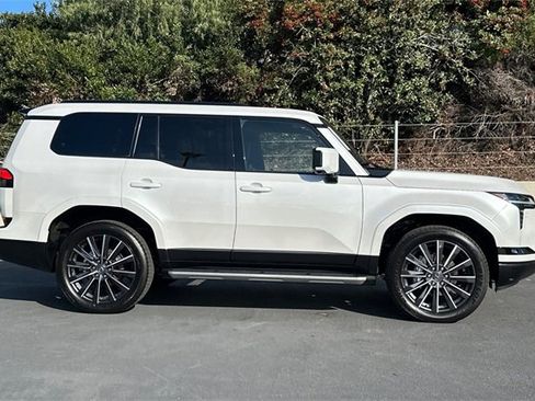 Used 2025 Lexus GX 550 550 Luxury image 6