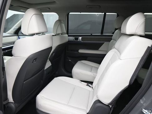 New 2026 Hyundai Santa Fe Limited FWD image 16