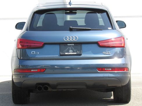 Used 2018 Audi Q3 2.0T Premium Plus w/ Premium Plus Package AWD/4WD image 7
