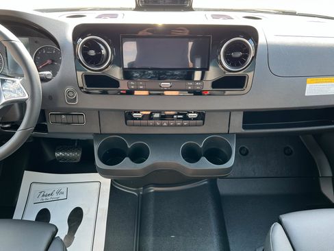 New 2025 Mercedes-Benz Sprinter 2500 image 13