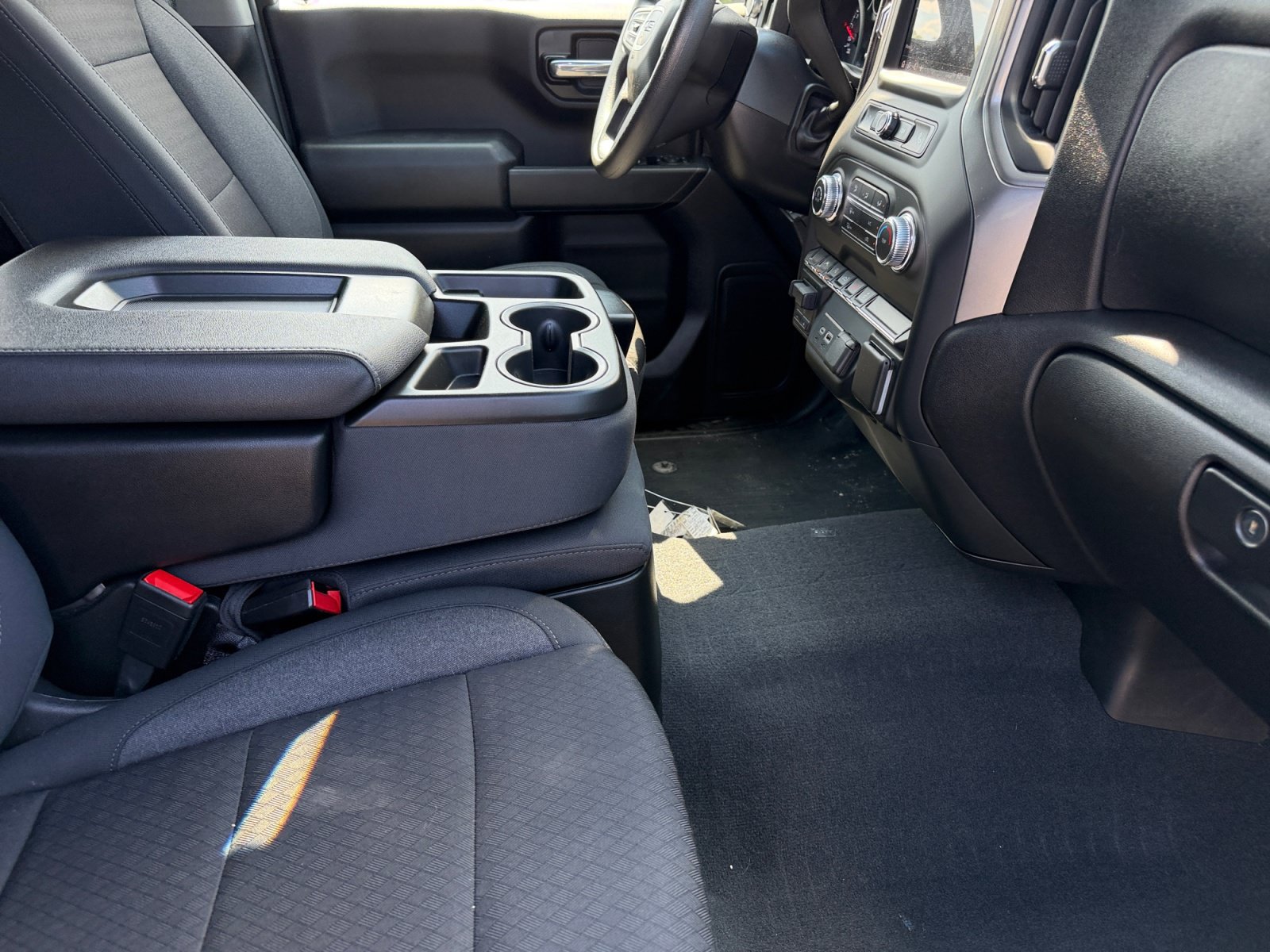 Used 2024 GMC Sierra 1500 Pro w/ Graphite Edition AWD/4WD image 10