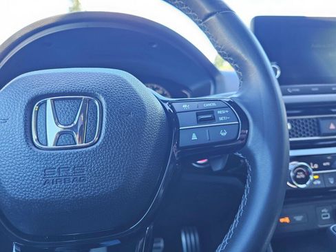 Used 2023 Honda Civic Sport image 32