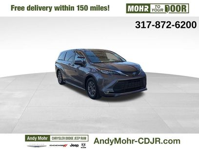 Used 2021 Toyota Sienna XLE
