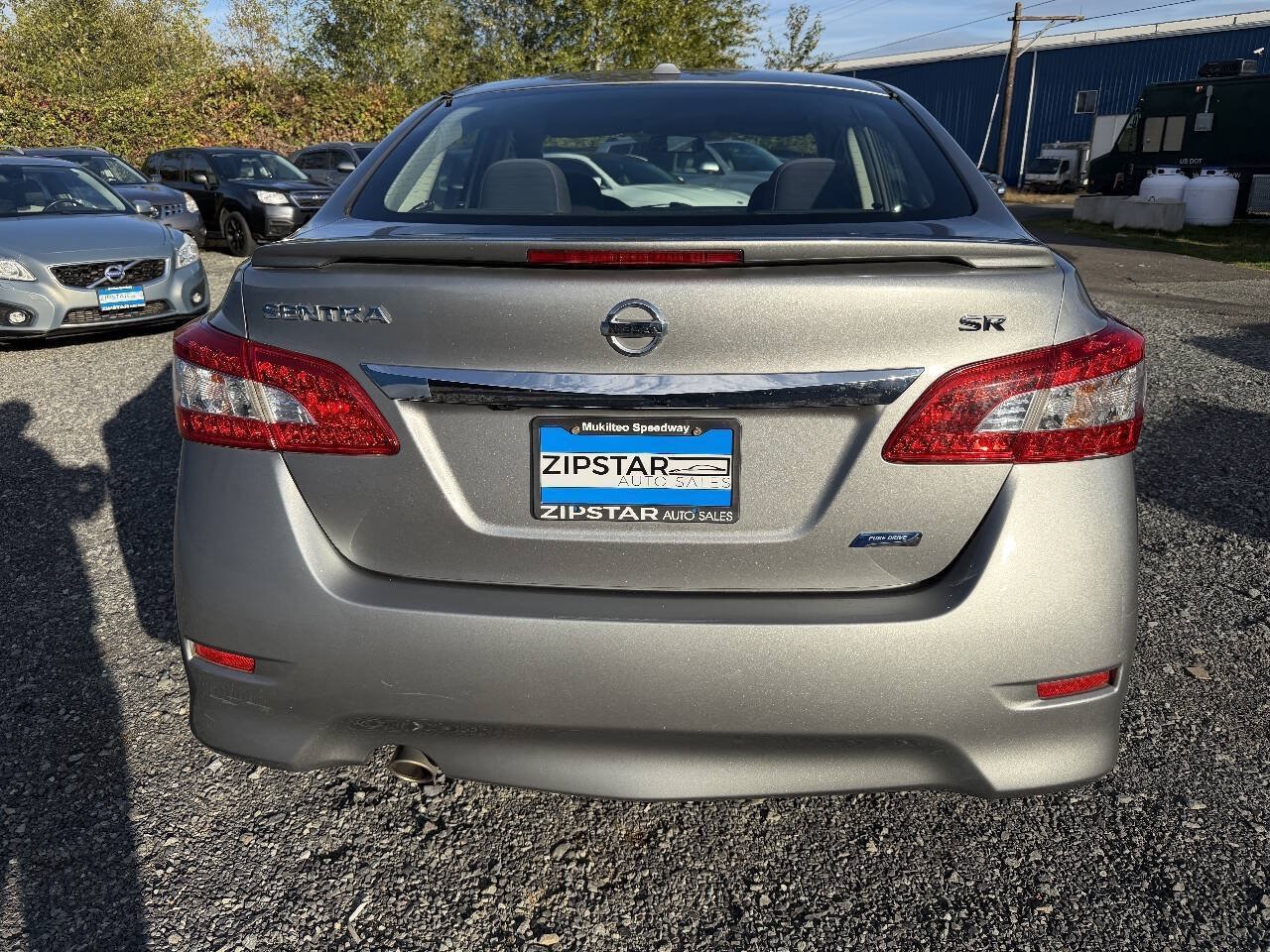 Used 2014 Nissan Sentra SR w/ SR Driver Package FWD image 4