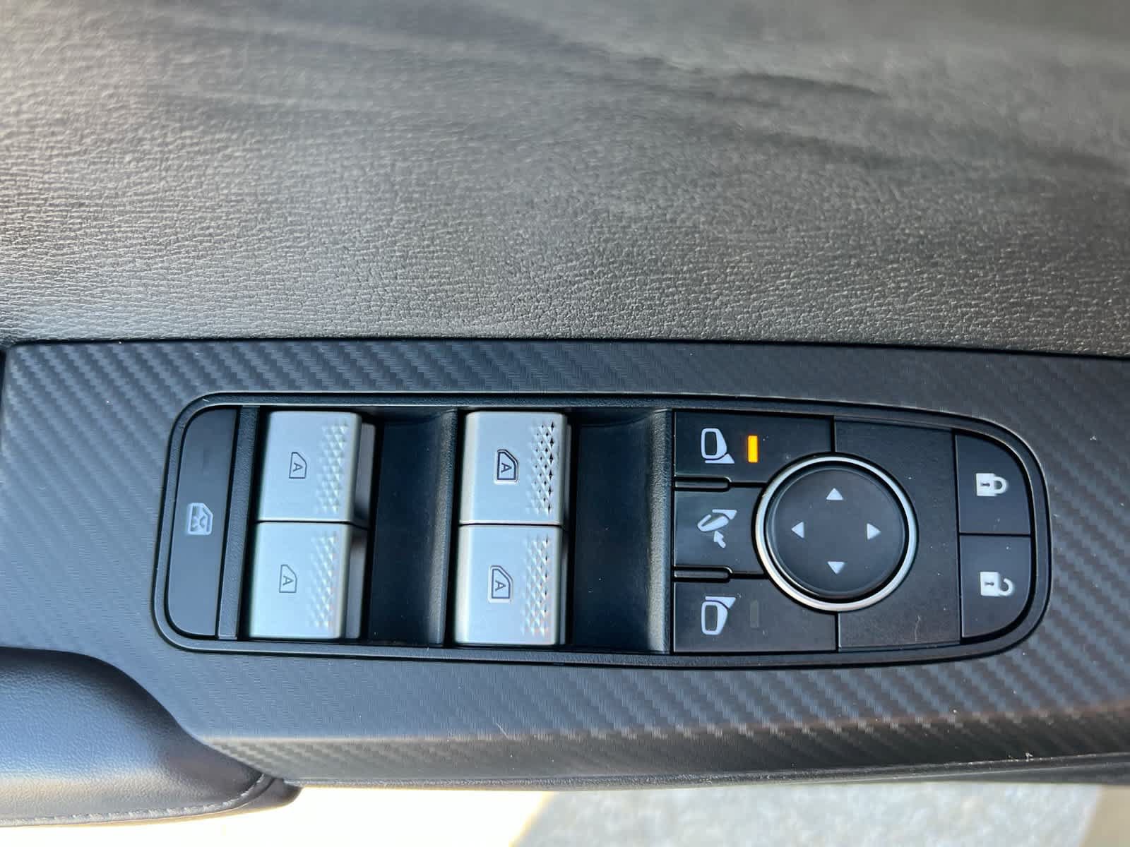Used 2023 Mitsubishi Outlander SE AWD/4WD image 23
