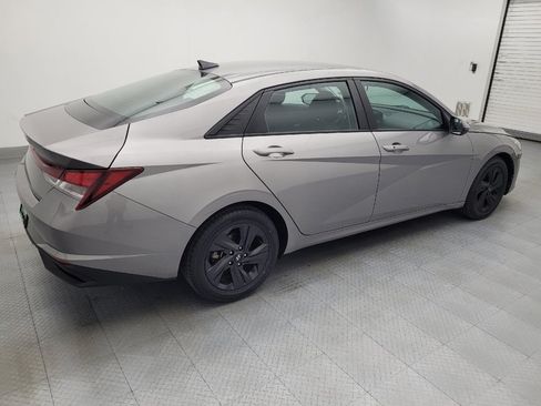 Used 2022 Hyundai Elantra SEL w/ Cargo Package FWD image 10