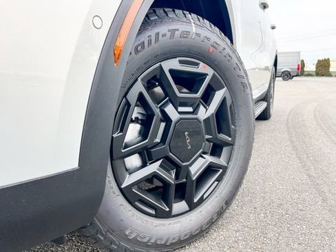 New 2026 Kia Sorento SX Prestige AWD/4WD image 2