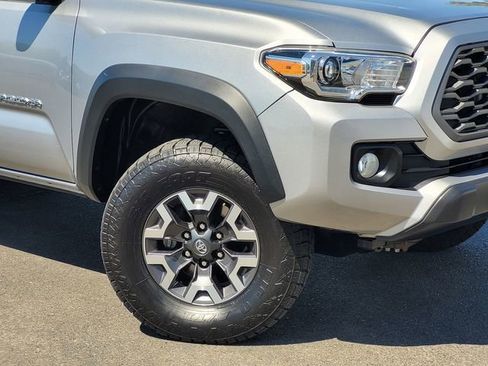 Used 2021 Toyota Tacoma TRD Off-Road AWD/4WD image 9