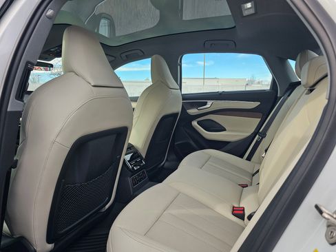 Used 2026 Audi A6 Premium Plus image 44