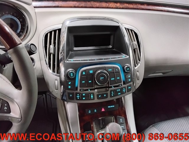 Used 2011 Buick LaCrosse CXL w/ Luxury Package FWD image 12