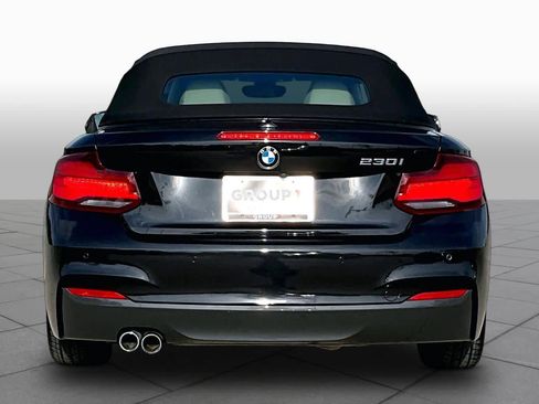 Used 2020 BMW 230i Convertible w/ M Sport Package RWD image 4