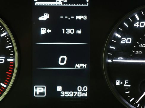 Used 2023 Subaru Ascent Premium w/ Convenience Package AWD/4WD image 17