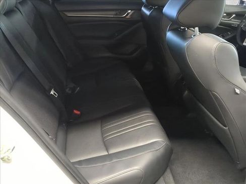Used 2018 Honda Accord Touring image 20