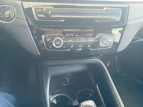 Used 2020 BMW X1 xDrive28i w/ Convenience Package AWD/4WD image 23