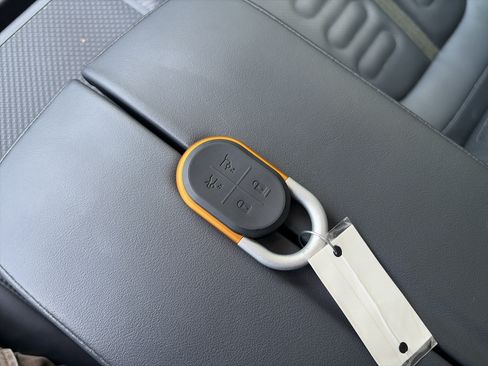Used 2022 Rivian R1S Launch Edition AWD/4WD image 66