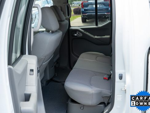Used 2019 Nissan Frontier SV RWD image 28