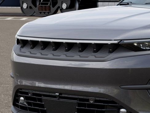 New 2025 Jeep Wagoneer S Limited AWD/4WD image 11