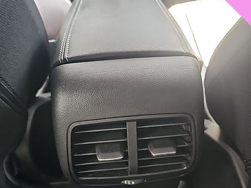 Used 2022 Ford Escape SE w/ Convenience Package image 16