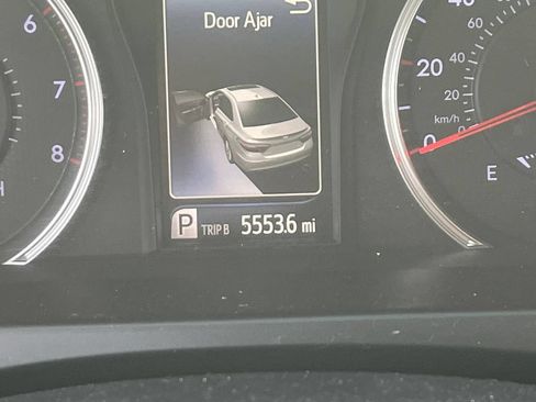 Used 2017 Toyota Camry SE FWD image 20