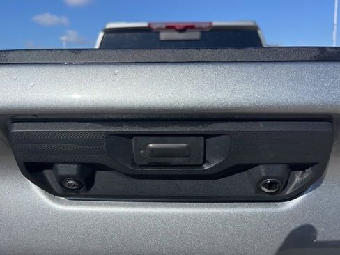 Used 2024 Chevrolet Silverado 2500 LTZ w/ LTZ Premium Package image 7