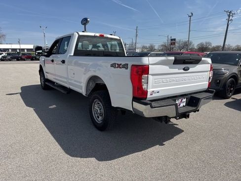 Used 2022 Ford F250 XL w/ Power Equipment Group AWD/4WD image 3