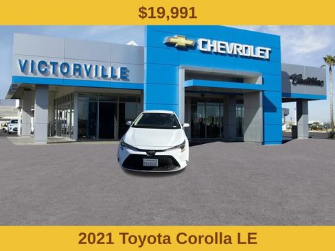 Used 2021 Toyota Corolla LE w/ Carpet Mat Package (TMS) FWD image 2