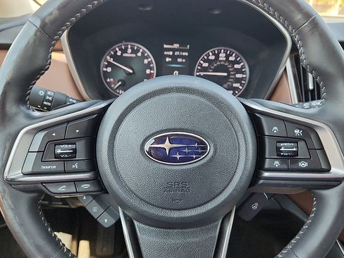 Used 2022 Subaru Outback Touring image 11