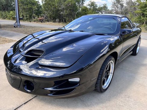 Used 2001 Pontiac Firebird Formula w/ Protection Group image 7