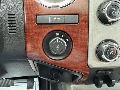 Used 2014 Ford F350 King Ranch image 17
