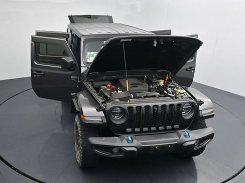 Used 2022 Jeep Wrangler Unlimited Rubicon 4xe w/ Cold Weather Group AWD/4WD image 25
