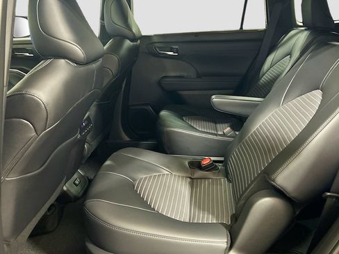 New 2026 Toyota Highlander XSE AWD/4WD image 24