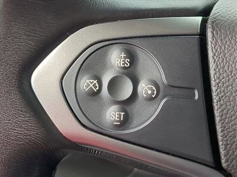 Used 2018 Chevrolet Silverado 1500 LT w/ Texas Edition image 22