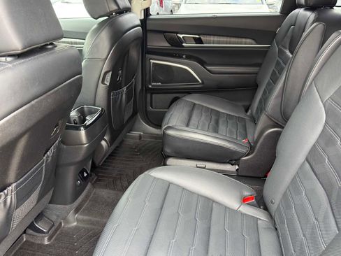 Used 2023 Kia Telluride SX Prestige AWD/4WD image 23