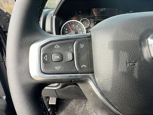 Used 2025 RAM 2500 Big Horn image 27