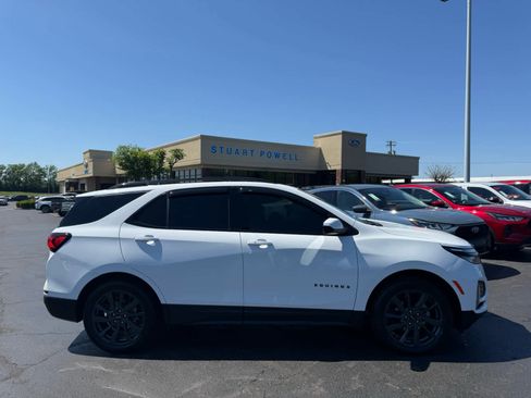 Used 2024 Chevrolet Equinox RS FWD image 19