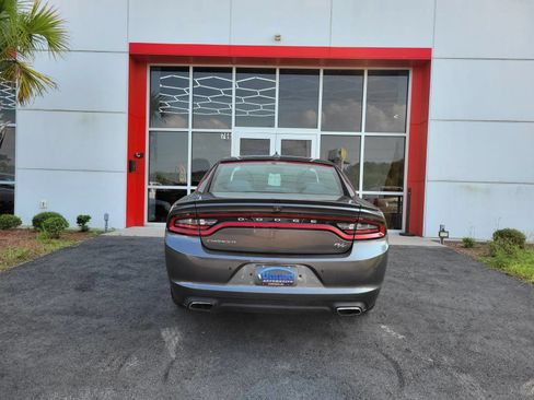 Used 2015 Dodge Charger R/T w/ Wheels & Tunes Group RWD image 5