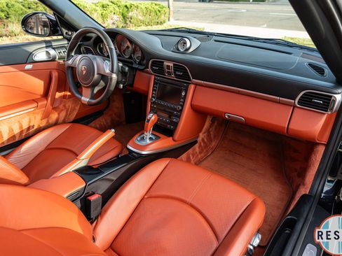 Used 2010 Porsche 911 Carrera S RWD image 31