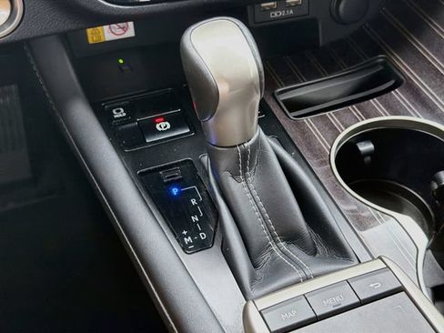 Used 2022 Lexus RX 350 FWD w/ Luxury Package image 30