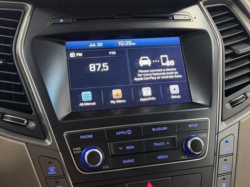 Used 2018 Hyundai Santa Fe SE w/ Cargo Package FWD image 17