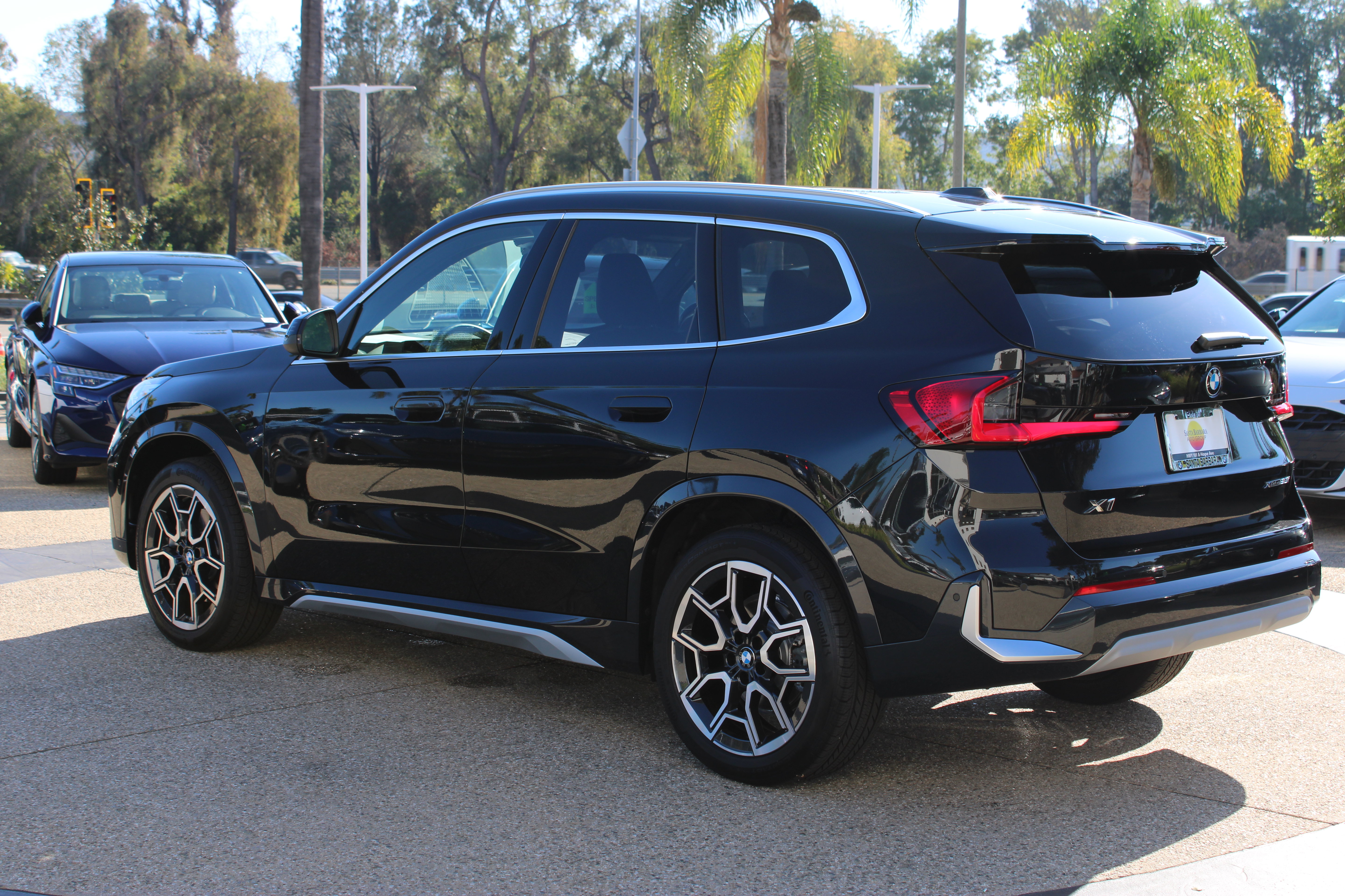 Used 2026 BMW X1 xDrive28i w/ Convenience Package AWD/4WD image 3